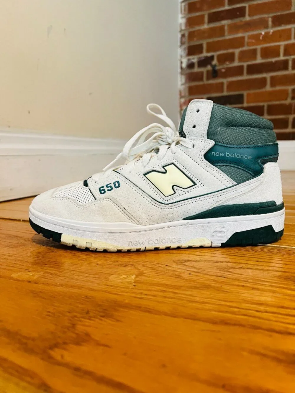 New Balance 650R Mens White Green BB650RVG Sneaker Size 9.5
